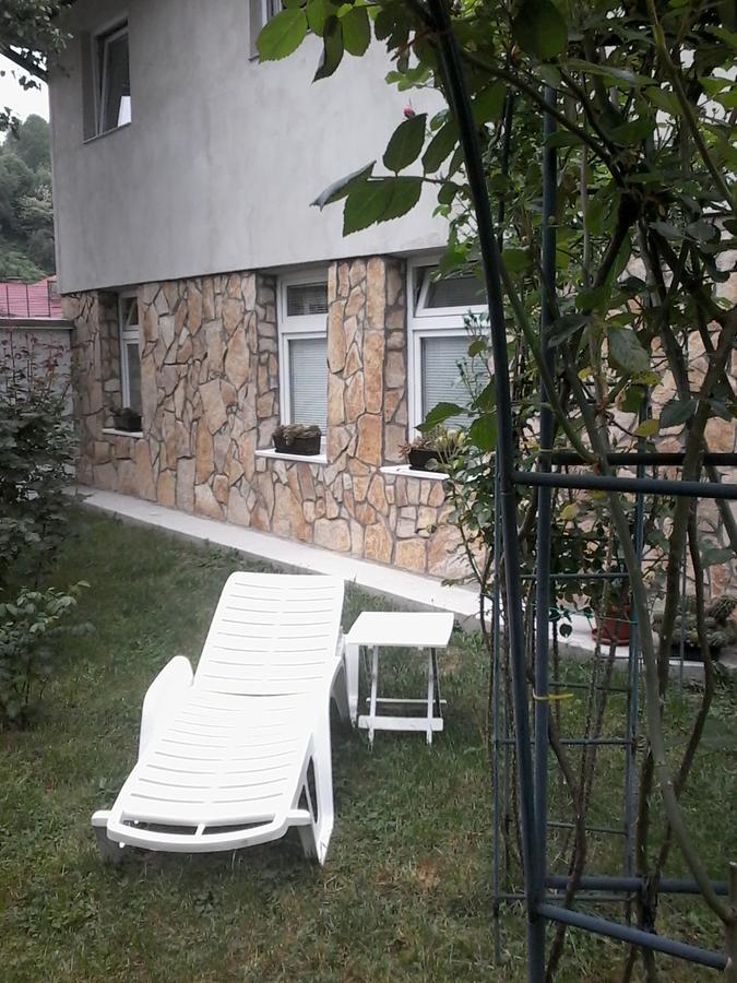 Modern&Cozy Bosnian House With Garden+Free Parking 호텔 사라예보 외부 사진